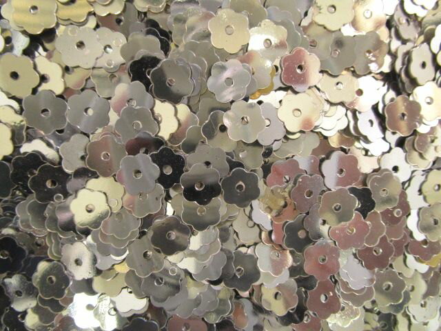 スパンコール　花　9mm（100g）薄金×銀