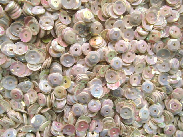 スパンコール　亀甲6mm（100g・7000枚）パールホワイトグレー