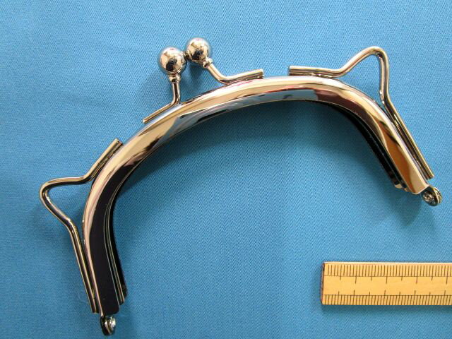 口金（カン付き　10.8cm）銀