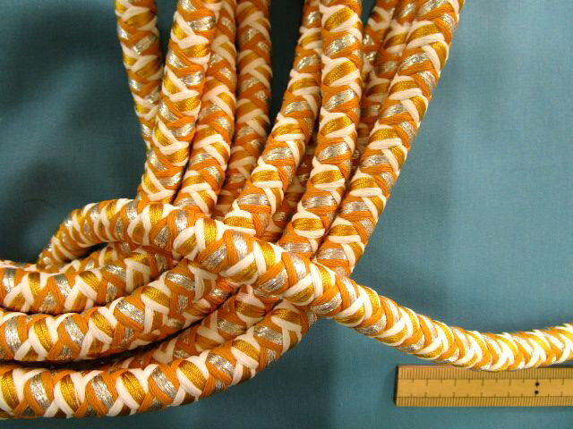 和調飾りコード(直径10mm 3m巻)オレンジ×オフ白×銀