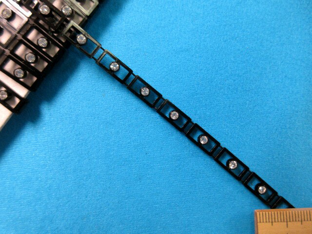 ラインストーンブレード（0.6cm幅　3m巻）オーロラ×黒