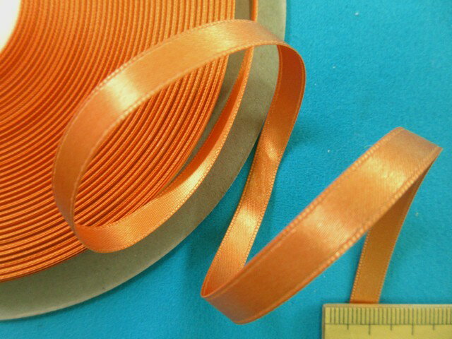 片面サテンリボン（0.6cm幅　50m巻）オレンジ系