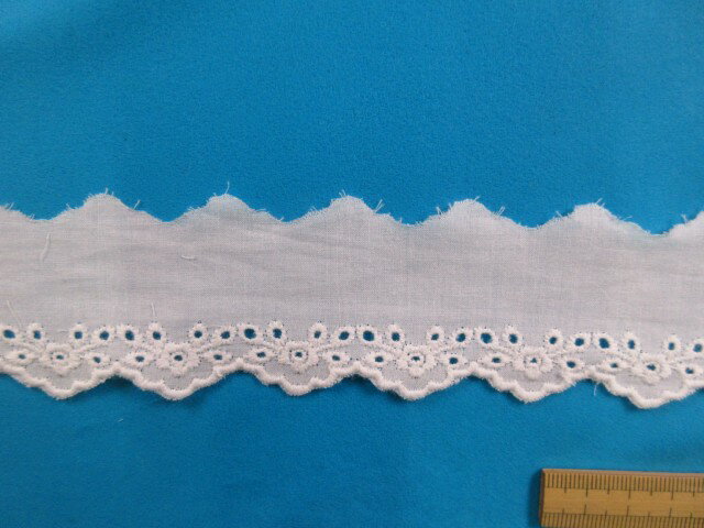 綿レース（4cm幅　4m巻）オフ白