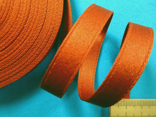 コットン両面サテンリボンレンガ（0．9cm幅　15m巻）