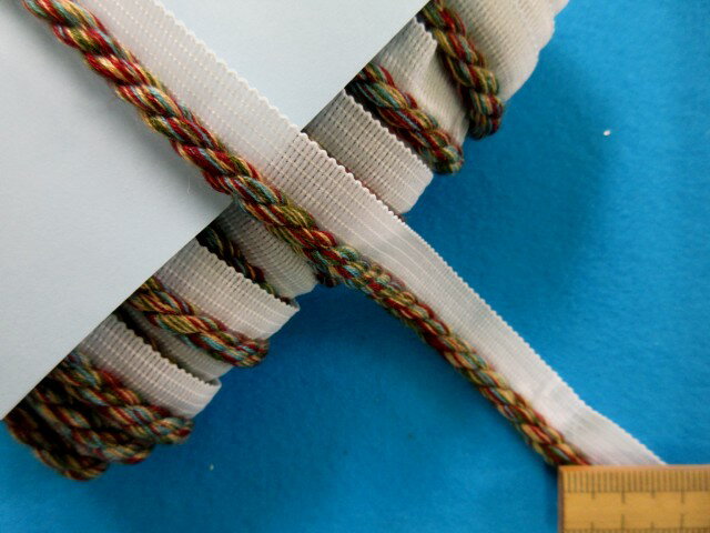 ツイストパイピング（中）エンジ×水色×ベージュ（1．3cm幅　10m巻）