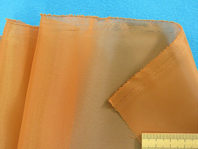 夏用裏地レンガ（125cm幅　2mカット）