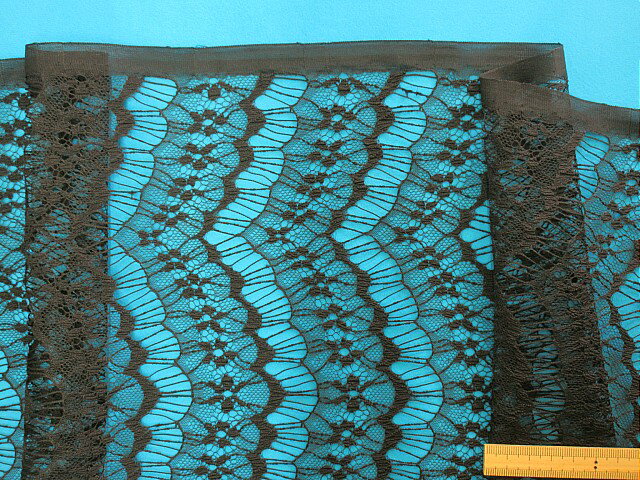 ラッセルレース生地小花・黒（140cm幅　1．5m）