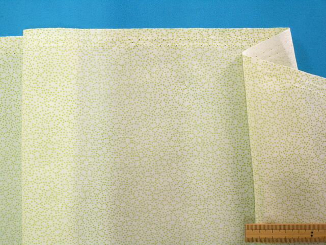 綿プリント生地（STOF fabrics）小花・薄キミドリ系（105cm幅　2m）