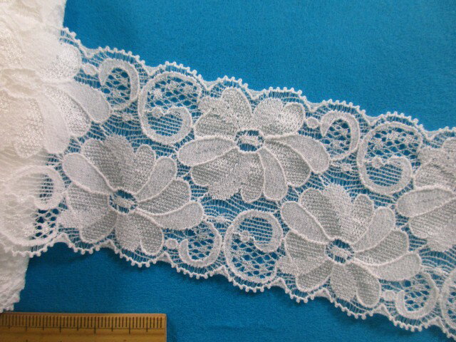 ストレッチレース（6cm幅 5m巻）オフ白