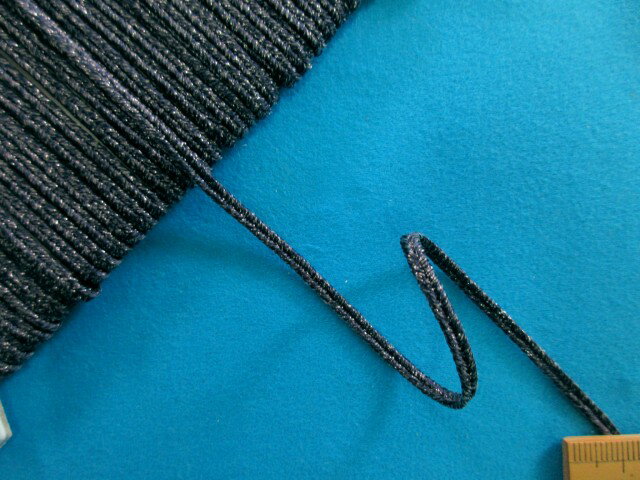 ラメ蛇腹コード（2mm幅　30m巻）紺