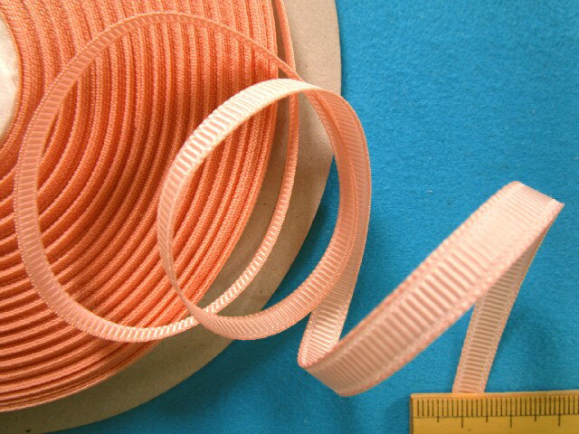 グログランリボン（0.6cm幅 30m巻）薄オレンジピンク