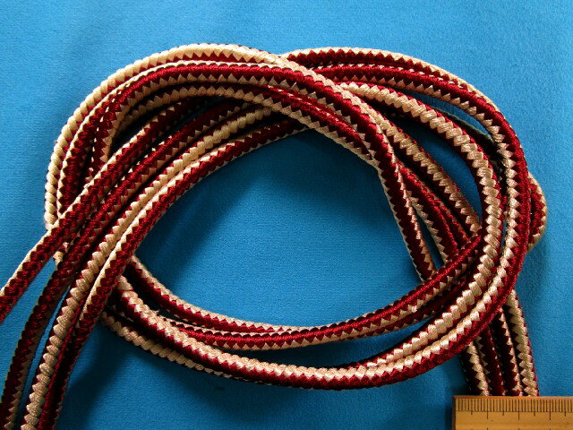 和調飾りコード(直径6mm 3m巻)　エンジ×ベージュ