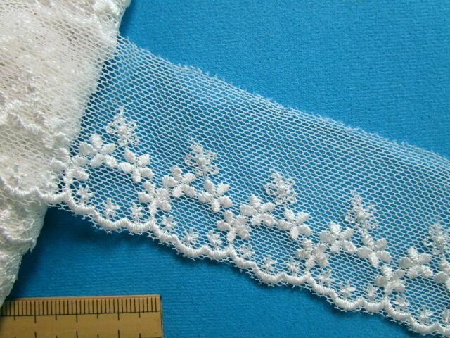 チュールレース（3.8cm幅 4m巻）オフ白