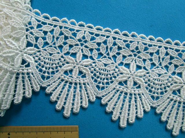 レーヨンケミカルレース(7cm幅 2m巻）オフ白