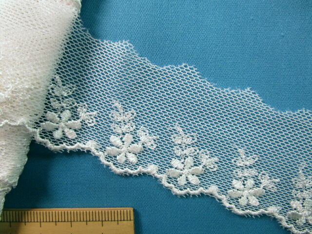 チュールレース（3.5cm幅 4m巻）オフ白