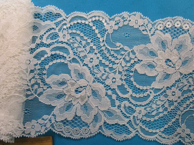 ラッセルレース（13.5cm幅 3m巻）オフ白