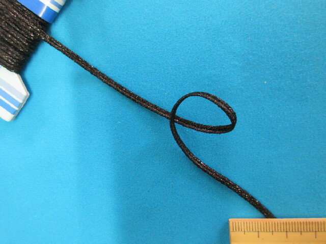 ラメ蛇腹コード（2mm幅　30m巻）黒