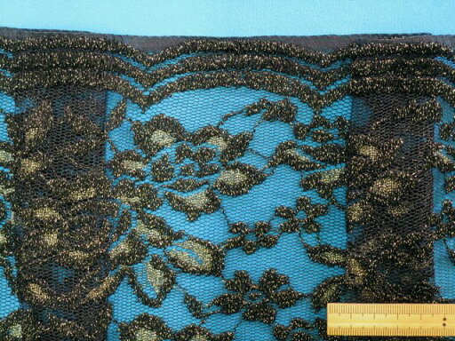 ラッセルレース生地花・黒×金(110cm幅 2m) ラッセルレース生地花・黒×金(110cm幅 2m)