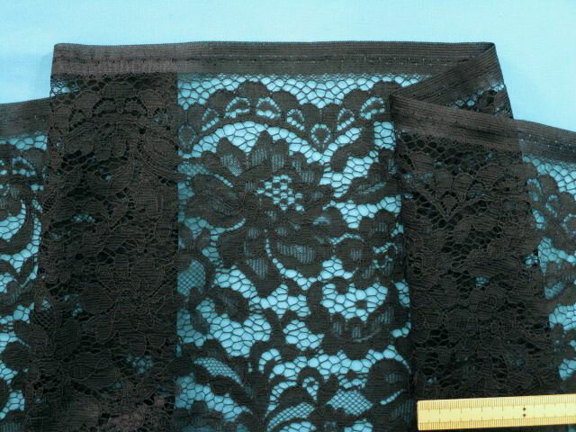 コードレース生地花・黒（100cm幅　2m）