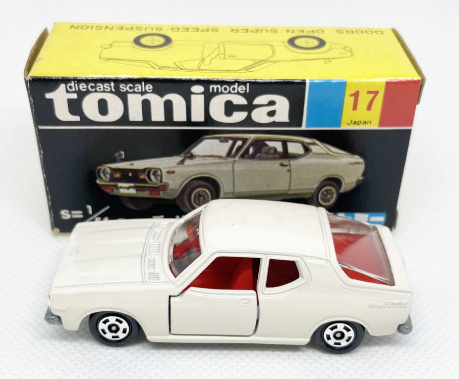黒箱 トミカ　17　ニッサンチェリーF-2 1400クーペGXのサムネイル