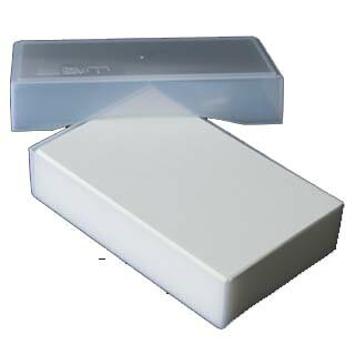 商品説明品&nbsp; &nbsp;名名刺 4号 プリンス(P箱入) サイズ（mm）55×91入数100 枚/箱米坪(g/m2)184 紙厚(mm)0.196コード104005備　考4号 高級名刺【薄口】ビジネスで最も使用されている名刺、それがプリンスです。 プリンスは、日本の名刺の代名詞として、これまで多くの方にご愛用いただいてきました。 今上天皇の御成婚を記念して名付けられた「プリンス」のその淡いクリーム色は、職種を問わず、どなたにもお使いいただけます。