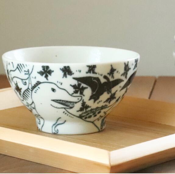 恐竜 お茶碗 お皿 恐竜図鑑 ご飯茶碗 11cm 美濃焼 きょうりゅう ダイナソー 日本製 飯碗 中平 めし碗 茶碗 和食器 陶器 お弁当 お弁当箱 ヤマ吾陶器 子供 男 男の子 グッズ 誕生日 プレゼント 2023 送料無料