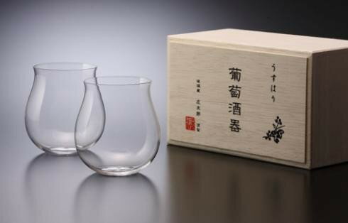 松徳硝子 うすはり 葡萄酒器 ブルゴーニュ木箱入 350ml 2個組 ワイングラス お酒 誕生日 プレゼント 結婚祝い お祝い 内祝い 贈答品 ギフト 敬老の日 2023 送料無料のサムネイル
