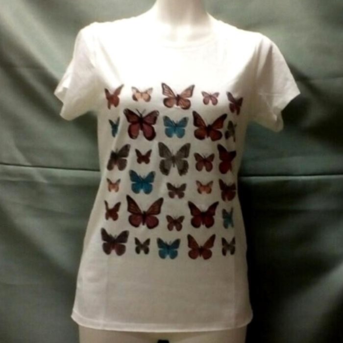 「TOPSHOP・トップショップ」BUTTERFLY TEE トップス レディース Tシャツ 送料無料 半袖 カットソー ホワイト ミドル丈 クルーネック かわいい 蝶々柄 XS・S・M・Lサイズ 当日発送 春夏用 お洒落 インポート