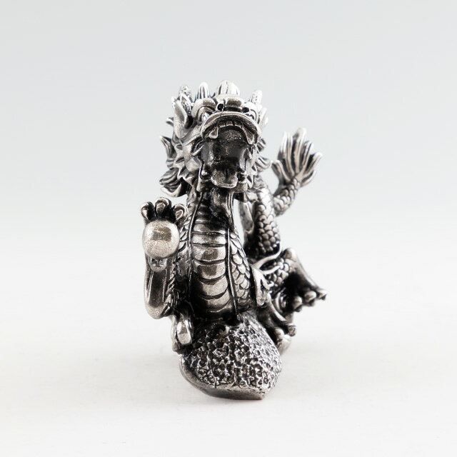 薩摩錫器 錫 置物 龍-KIRISHIMA 黒漆加工 台付 186M-5 薩摩錫器工芸館 代引不可※12月24日からのご注文は1月6日より順次発送父の日 錫器 錫製 置物 還暦祝 結婚祝 退職祝 贈答 母の日 プレゼント ギフト 伝統工芸品 [3]