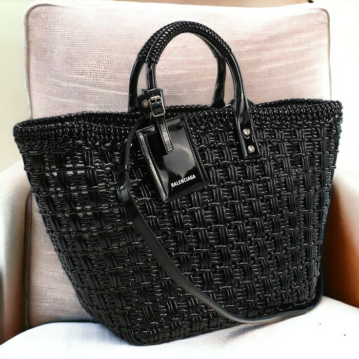 ＼2000円OFFクーポン★さらに最大+9倍／【中古】 バレンシアガ カゴバッグ レディース BALENCIAGA ビストロ S バスケット 671346 2IE2Y 1000 ブラック バッグ 手提げ ブランド 高級 おしゃれ プレゼント 女性 実用的 かわいいのサムネイル