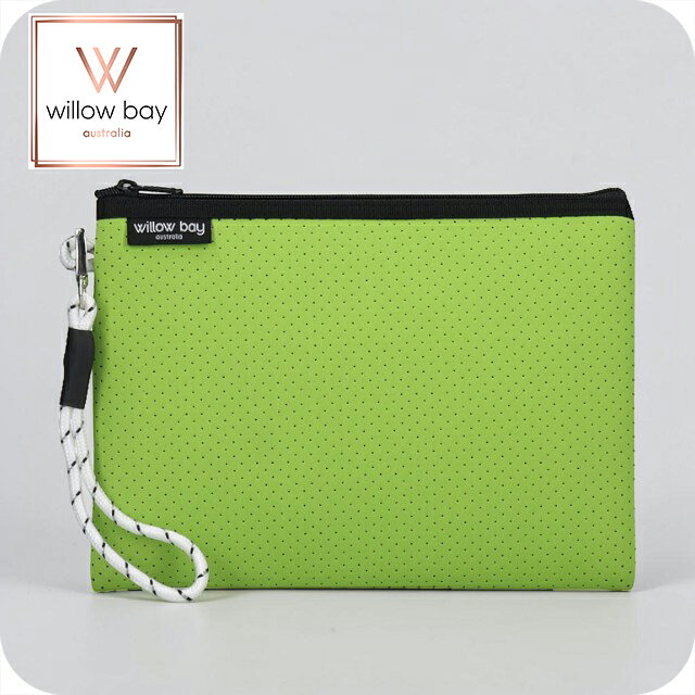ウィローベイ ポーチ レディース ブランド ウィローベイラージブティックポーチ クラッチバッグ WILLOWBAY LIME ◆Willow Bay（ウィローベイ）は女性が女性のために作ったレディースバッグブランド。利便性の高いウィローベイのバッグはオーストラリア発の海外バッグブランドとして多くの注目を集めています。 すっきりとしたフラットフォルムが魅力のWILLOW BAYのポーチ。ゆとりのある大きめサイズで、小物類をまとめて持ち運びやすいのがポイントです。ロープタイプのストラップがさりげないアクセントになり、ポーチとしてはもちろん、クラッチバッグ感覚でも使える便利なアイテムです。関連ワード： ブランド ファッション おすすめ 人気 定番 かわいい カワイイ 可愛い カジュアル フォーマル ビジネス スーツ 仕事 就職祝い おしゃれ オシャレ シンプル 大きい 小さい 大きめ 小さめ 春 夏 秋 冬 子供 キッズ 小学生 中学生 高校生 大学生 社会人 大人 オトナ 10代 20代 30代 40代 50代 60代 レディース 女性 母親 娘 女の子 女子 恋人 彼女 プレゼント ギフト 祝い 贈り物 誕生日 卒園 卒業記念 記念品 クリスマス 母の日 敬老の日 入学祝い 合格祝い 新生活 新入生 新社会人 新卒ウィローベイ ポーチ レディース WILLOWBAY ウィローベイラージブティックポーチ クラッチバッグ LIME素材ネオプレンカラーLIMEサイズ（縦×横×マチ）：約22×29×1cm仕様開閉：ファスナー保証初期不良のみ対応類似モデルはこちら4,400円4,400円4,400円4,400円4,400円4,950円4,950円4,950円4,950円