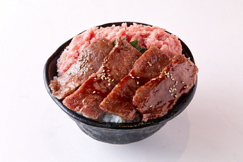 国産炙り牛カルビ + ネギトロ の丼 2パック 200g　 美味しいコンビ丼を簡単調理で実現 在宅 おうち テレワーク ランチ