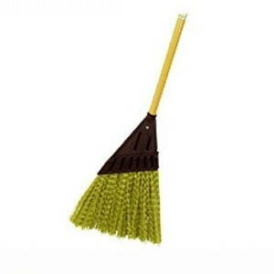 【商品説明】 ・鉄くず、ガラ、砂利、新雪、濡れた落ち葉やゴミの掃き集めに使用 ・工事現場での清掃に使用 ・除雪作業に使用 ・穂先に熱処理をしているので、腰が強く弾力がある ・耐摩耗性が良い ・穂先が抜けない構造にしている 【仕様】 ・全長：...