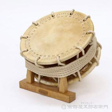 附締太鼓 二丁掛 紐締締太鼓 しめだいこ 和太鼓 わだいこ たいこ お囃子 おはやし 祭囃子 まつりばやし 紐締め ひもじめ ヒモジメ にちょうがけ 牛革 牛皮 ぎゅうかわ バチ付 ばちつき 日本製 お祭り おまつり 祭禮 祭礼用品 送料無料