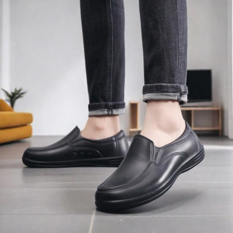 メン 耐摩耗性 通気性 キッチンや庭などに適用 靴 滑り止め 飲食店 防水 超軽量 厨房用シューズ 厨房 油 コックシューズ 調理靴