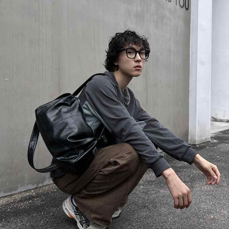 ショルダーバッグ 大容量 黒 ボストンバッグ メンズ 韓国系 こなれ感 かっこいい 斜め掛けバッグ メンズ 男性用 ブラック 大きめ(4)