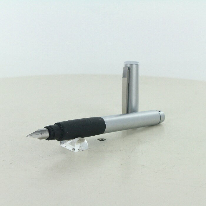 楽天カメラのナニワ【中古】 （ラミー） LAMY アクセント AL ラバーグリップ L96KK 万年筆【中古筆記具 中古万年筆】 ランク：AB