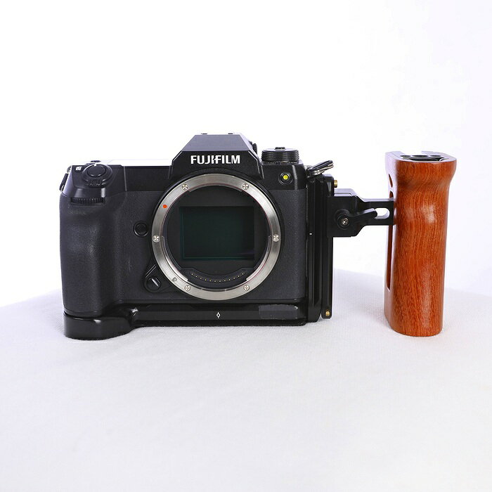 【中古】 (フジフイルム) FUJIFILM GFX 100S【中古カメラ 中判カメラ】 ランク：AB