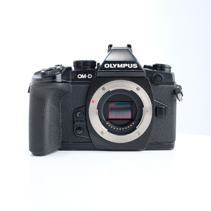【中古】 (オリンパス) OLYMPUS OM-D E-M1 ブラツク【中古カメラ デジタル一眼】 ランク：B