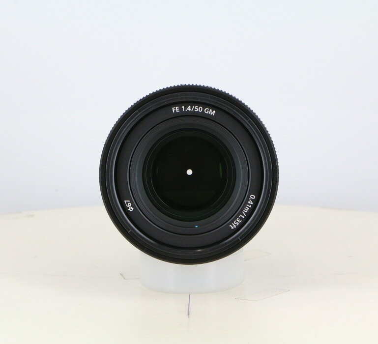 【中古】ソニー FE50/1.4 GM ランク：AB「カメラのナニワ　梅田買取センター在庫」【AFレンズ】商品コード：2221091103311