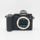 【中古】 (パナソニック) Panasonic LUMIX DC-S5-K ブラック【中古カメラ デジタル一眼】 ランク:B