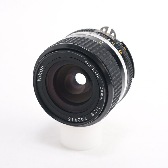  Ai Nikkor 24mm f/2.8S