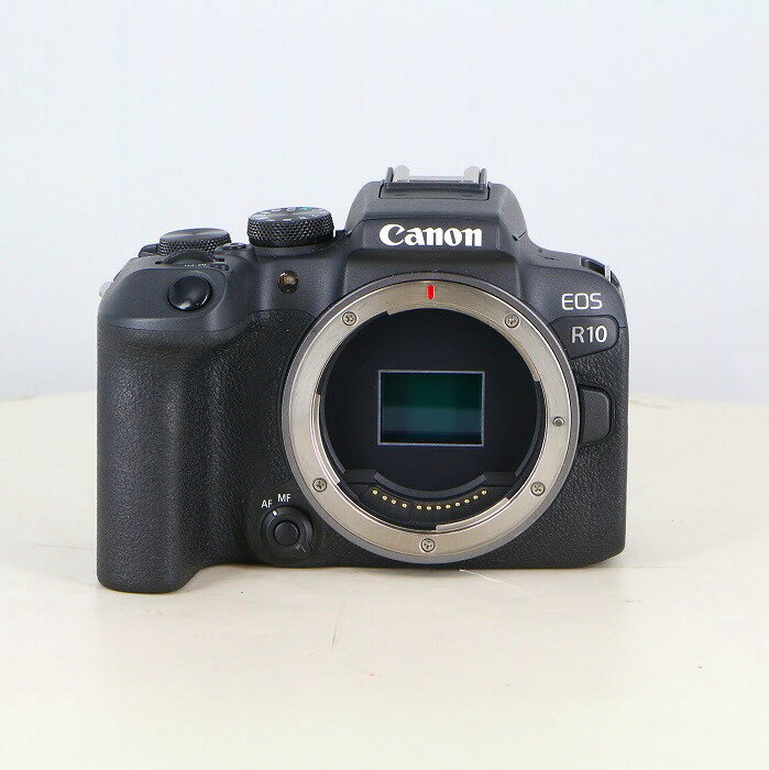 【中古】キヤノン EOS R10 ボデイ ランク：B「カメラのナニワ　梅田買取センター在庫」【デジタル一眼..