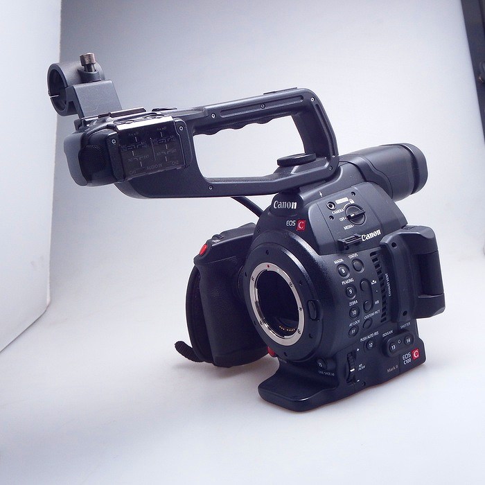 乐天商城 - 【中古】 (キヤノン) Canon EOS C100 MarkII【中古ビデオカメラ 中古ビデオカメラ】 ランク：B