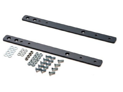 LF用フロントオフセットステー LFタイプでシートレールとサイドステーの間に挟んで使用し、標準ポジションより60mm前にオフセットすることができます。※他のアダプターパーツとの併用は出来ません。 メーカーホームページは下記バナーをクリック