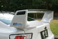 チャージスピード 86 ZN6 前期/中期 リアウイング 3Dメインウイング： FRP製 ベース：FRP製