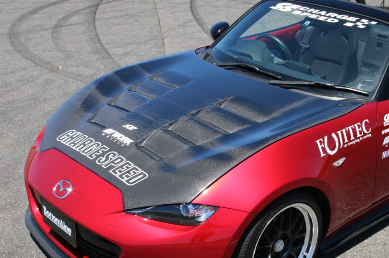 引き とり限定 マツダ NBロードスター カーボンボンネット 引き とり限定 マツダ NBロードスター カーボンボンネット