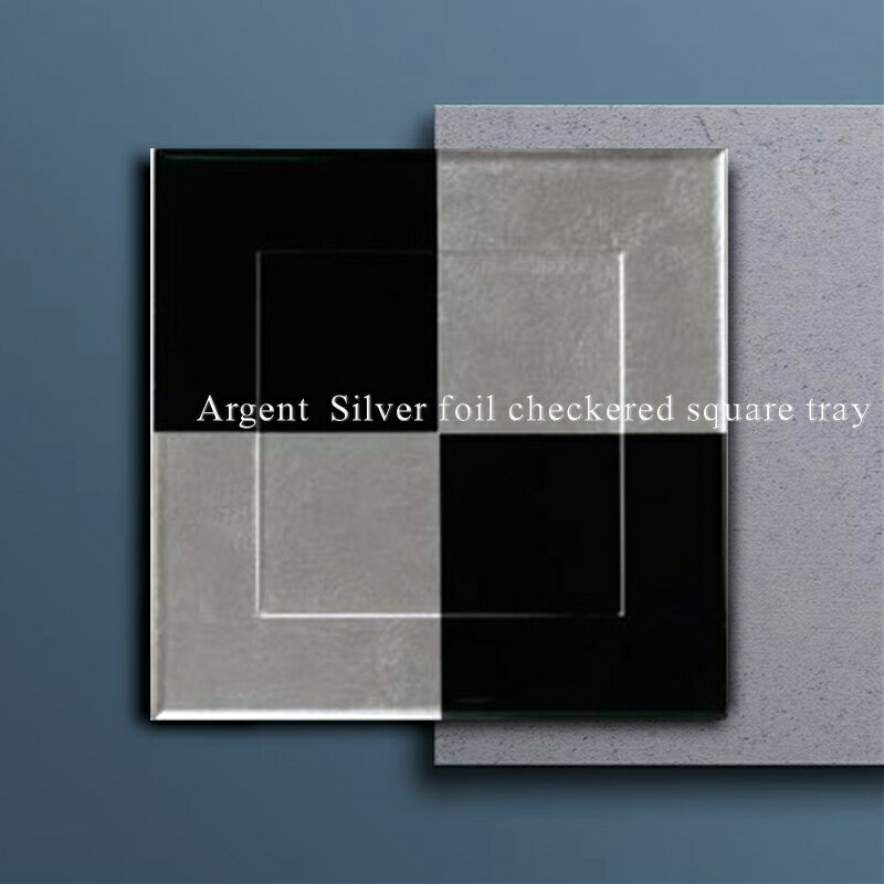 Rakuten - 【ポイント10倍5/9 20時～】 Argent/アルジャン 銀箔市松正角盆（漆塗り）D33.4×H1.4cm【正方形盆/四角皿/スクエアトレー/スクエアプレート/食器/人気/和風/モダン/売れ筋/おしゃれ/市松模様/磁器/日本製/ホテル/レストラン/カフェ風/ギフト/お祝い/結婚祝い】NANNA