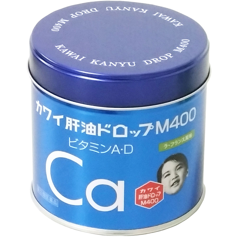 カワイ肝油ドロップM400は、肝油の主成分として知られるビタミンA・Dとカルシウムが配合されております。水なしでかんで服用できるラ・フランス風味のゼリー状ドロップ剤ですので、どなたにでも服用しやすくなっております。お客様相談室 製造販売元 河合製薬株式会社電話番号・・・0120-115-287電話受付時間・・・10時から17時まで（土、日、祝日を除く）広告文責(株)なの花西日本TEL：072-652-0371 登録販売者：久保 信次郎※予告なくリニューアル、発売終了する場合がございます。予めご了承下さいませ。