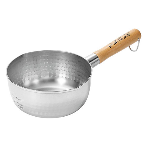 優れた耐久性と保温性を誇るステンレス製。スープ作りや麺作りに便利な目盛り付き。手になじむ木製ハンドル。優れた耐久性と保温性を誇るステンレス製。スープ作りや麺作りに便利な目盛り付き。手になじむ木製ハンドル。